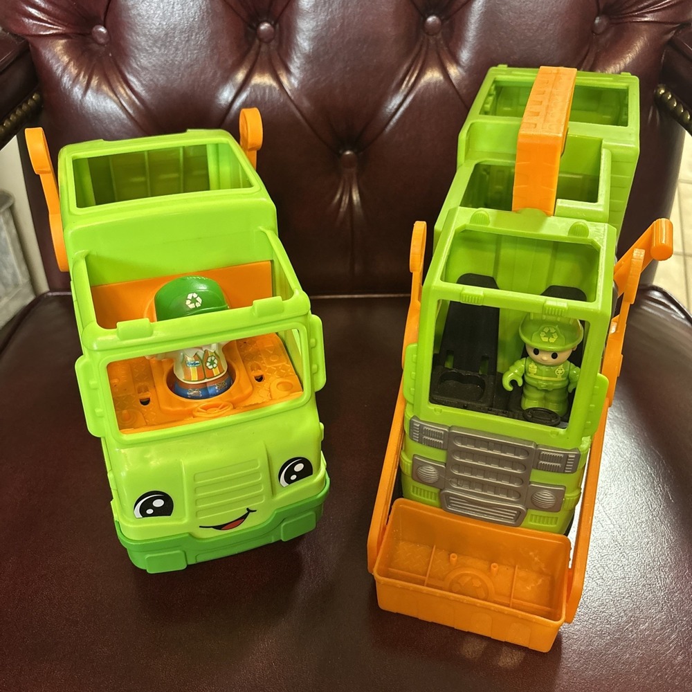 Fisher Price Little People Green Garbage‎ Truck & Kid connection Green Truck Lot